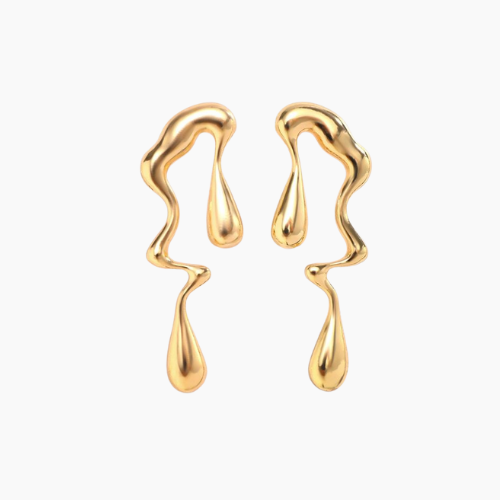 AURUM Free Drop 18K
Imagem de brinco dourado com design fluido e formato assimétrico, estilo líquido, sobre fundo branco.